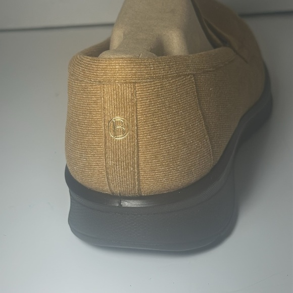 BZees For Lifestride Womens Gamma Slip-On Loafers - Medium & Wide Width - Picture 11 of 14